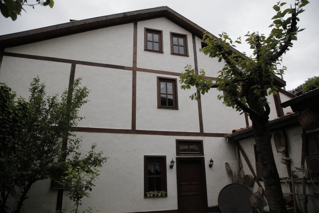 Haci Sakirler Konagi Guest House Mudurnu Exterior photo