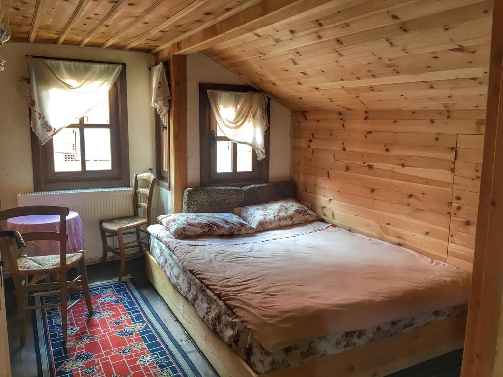 Haci Sakirler Konagi Guest House Mudurnu Exterior photo
